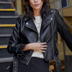 Campera ecocuero con cintruron