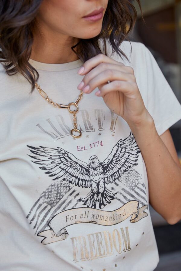 Remera con estampa Liberty prueba - Image 4
